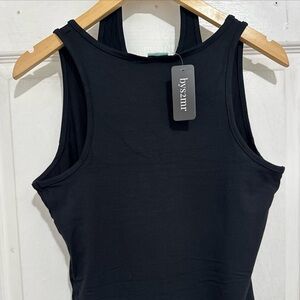 Brand New Black and White Crop Tank Top Elastic Hem Athleisure Yoga Size S-X